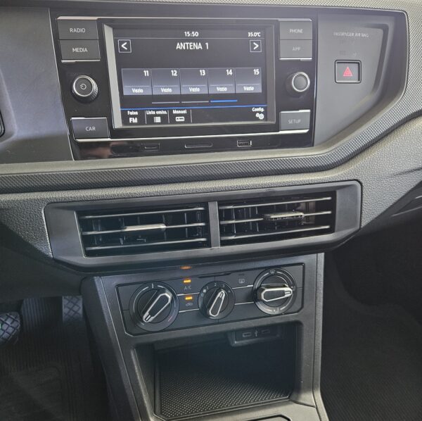 VOLKSWAGEN POLO 1.0 MPI - Image 6
