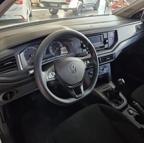 VOLKSWAGEN POLO TRACK 1.0 - Image 4