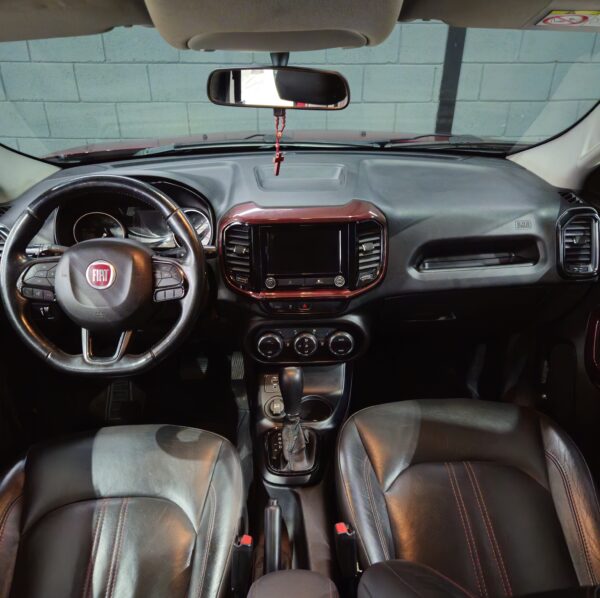 FIAT TORO FREEDOM 1.8 - Image 6