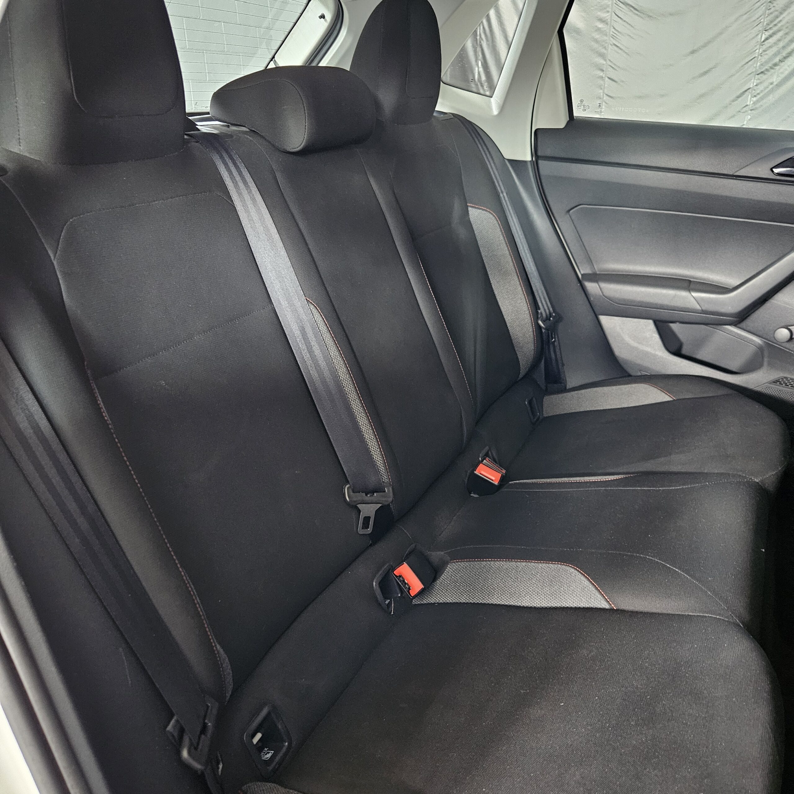 VOLKSWAGEN POLO TRACK 1.0 - Image 7