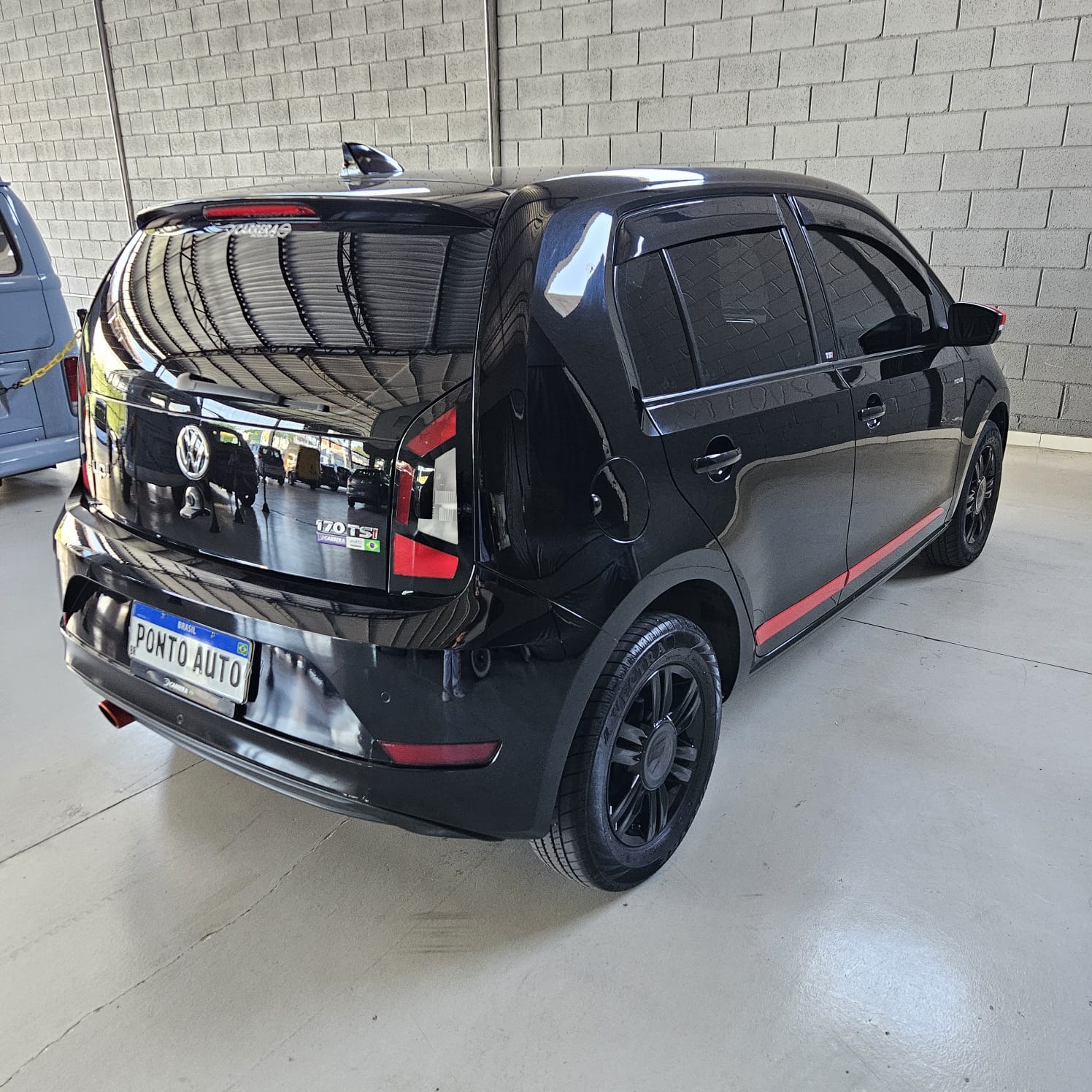 VW UP! 1.0 12v TSI MOVE - Image 4