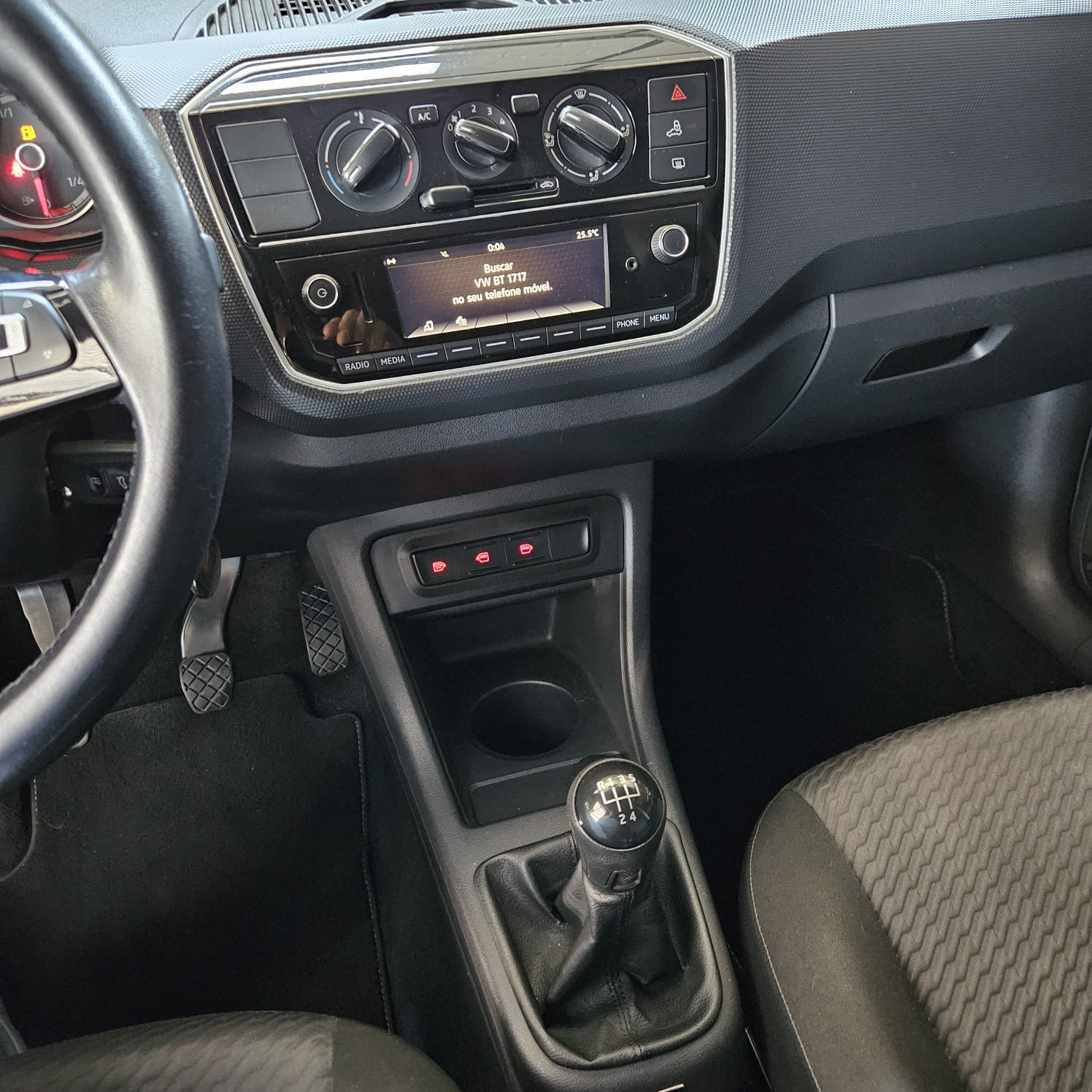 VW UP! 1.0 12v TSI MOVE - Image 9