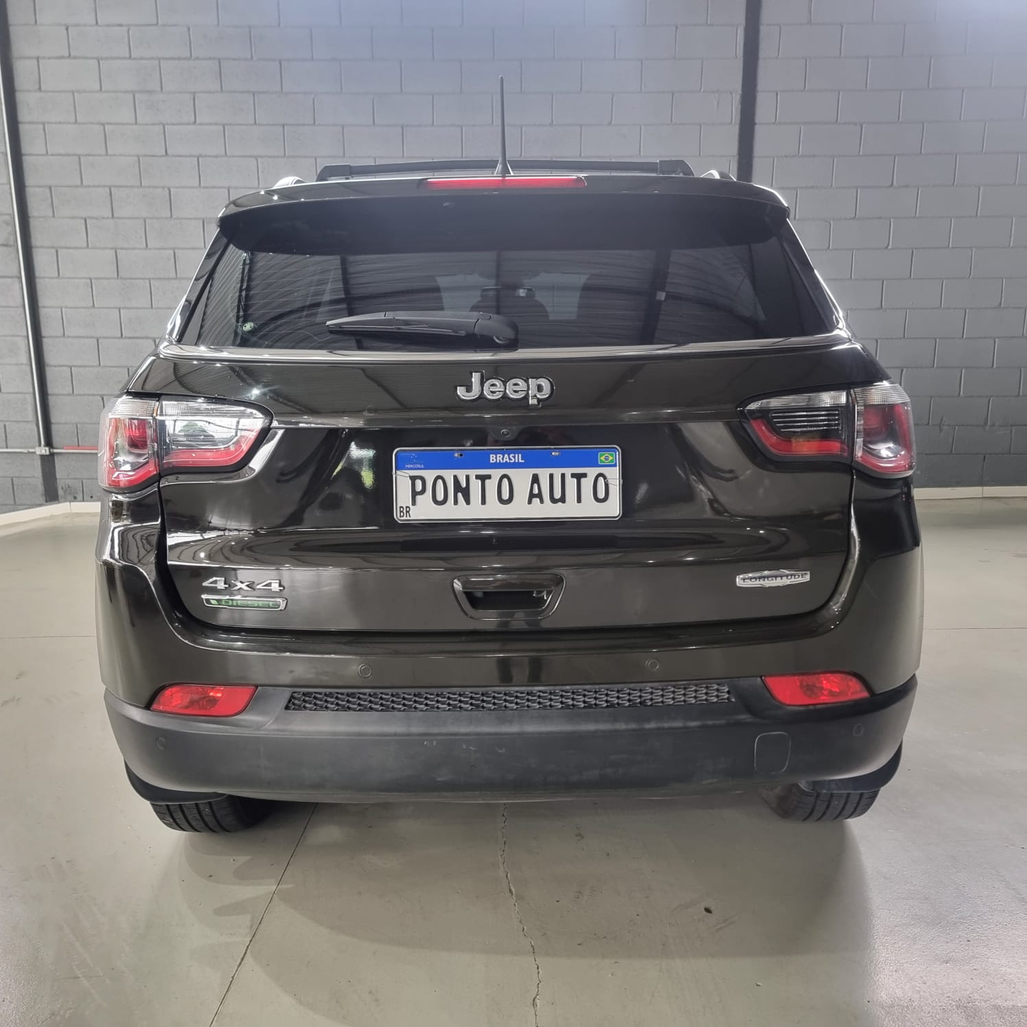 Jeep Compass 2.0 TDI Longitude 4x4 (Aut) - Image 5