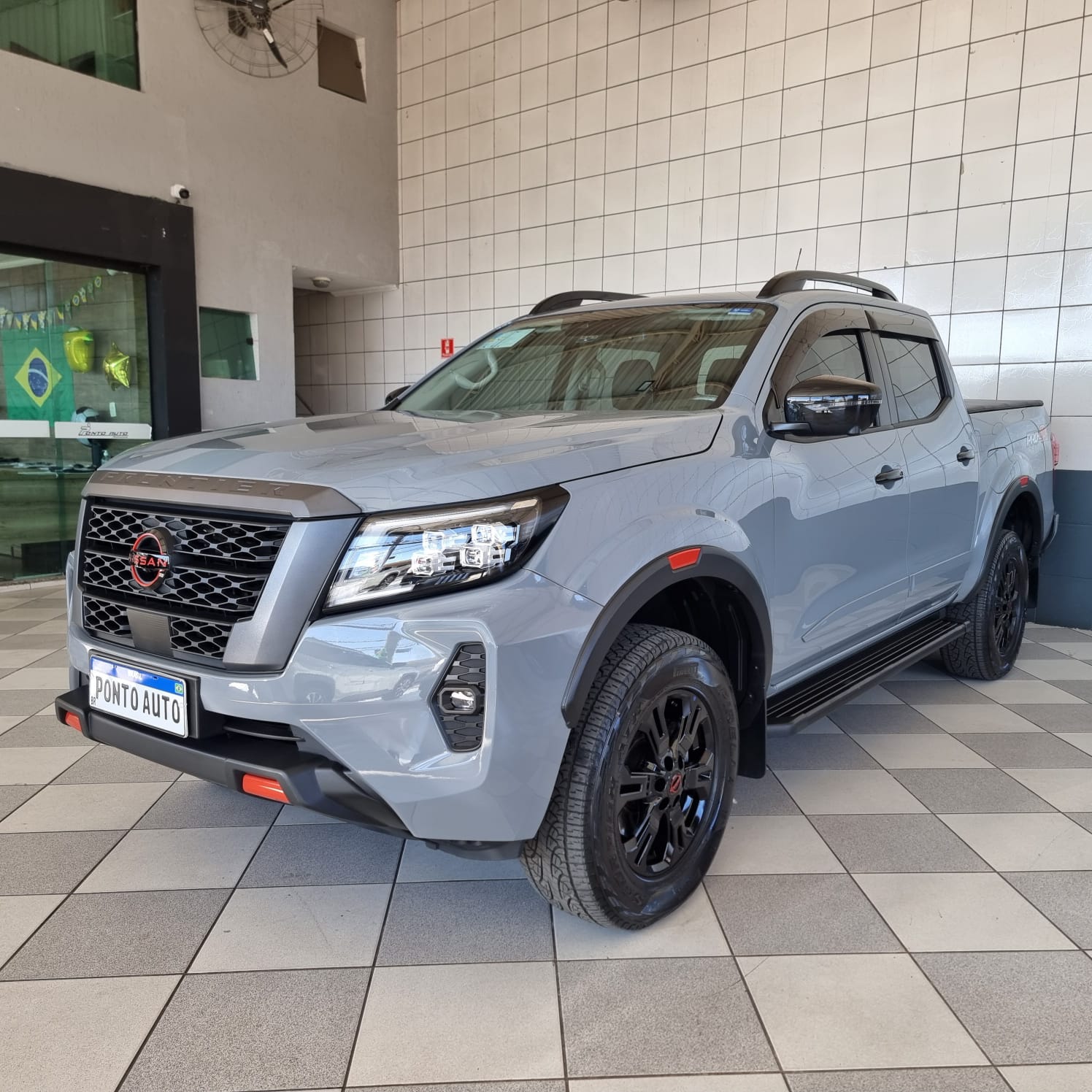 NISSAN FRONTIER 2.3 CD Pro4x (Aut) - Image 3