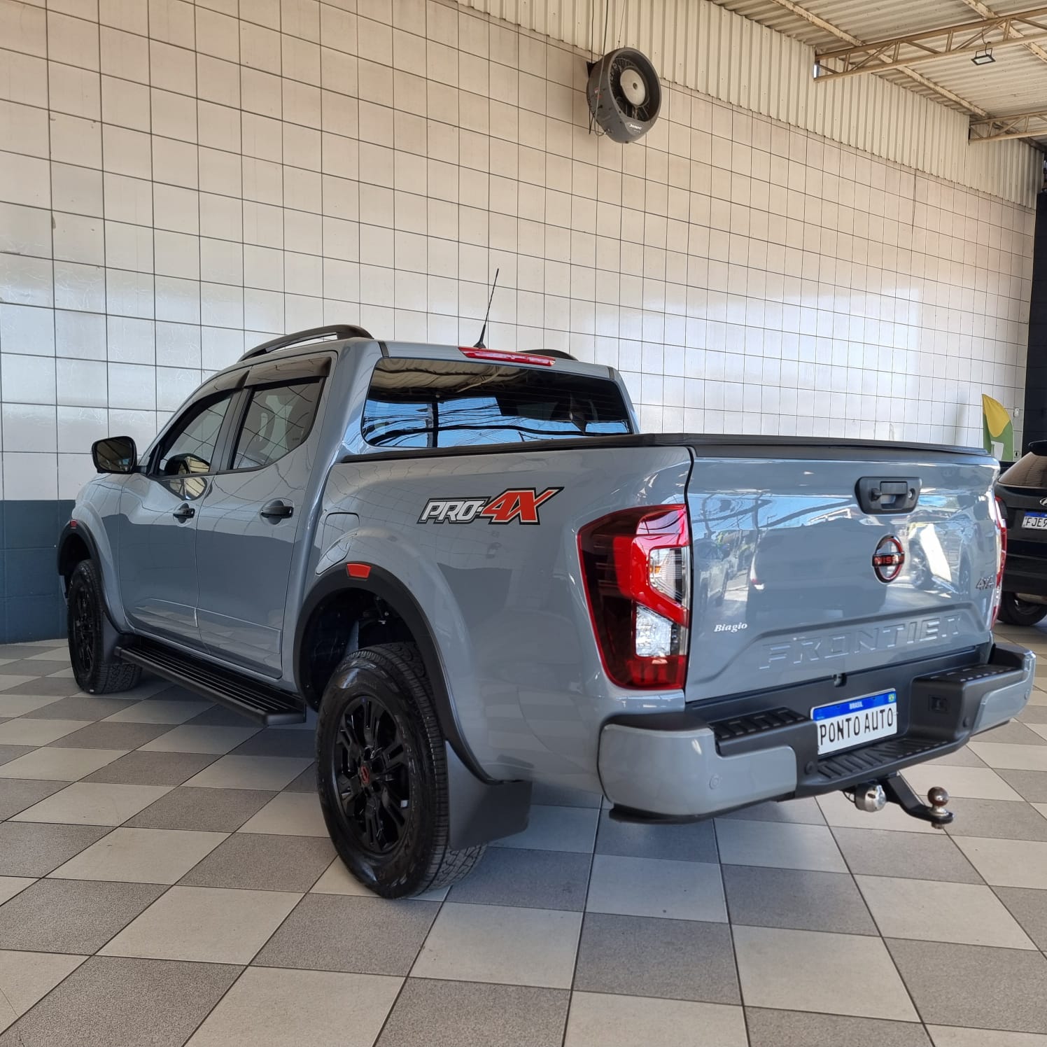 NISSAN FRONTIER 2.3 CD Pro4x (Aut) - Image 6