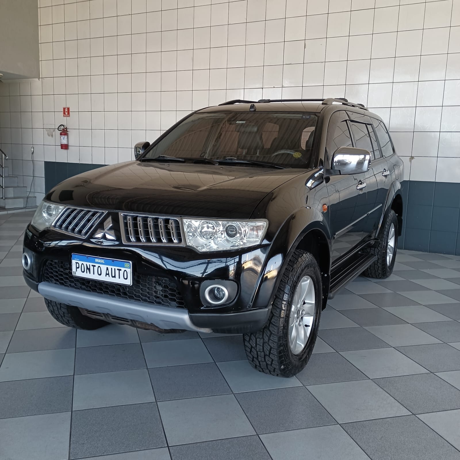MMC PAJERO DAKAR 3.5 4x4 - Image 3