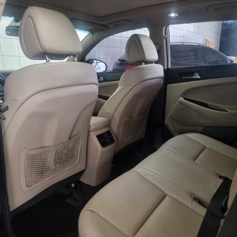 HYUNDAI TUCSON 1.6 T-GDI GLS - Image 11