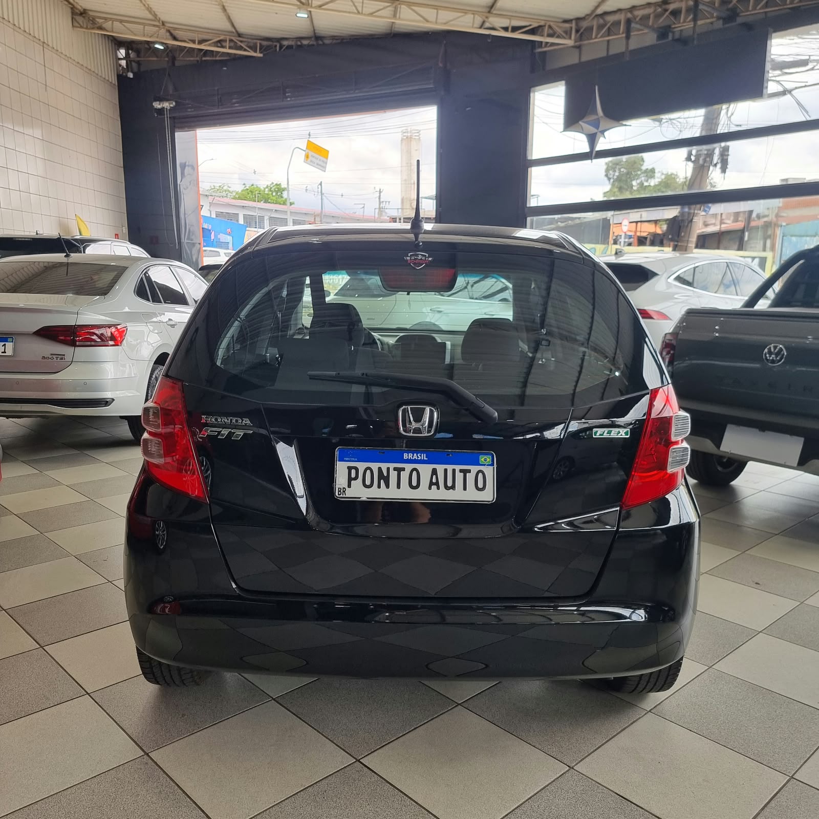 HONDA FIT LX 1.4 - Image 5