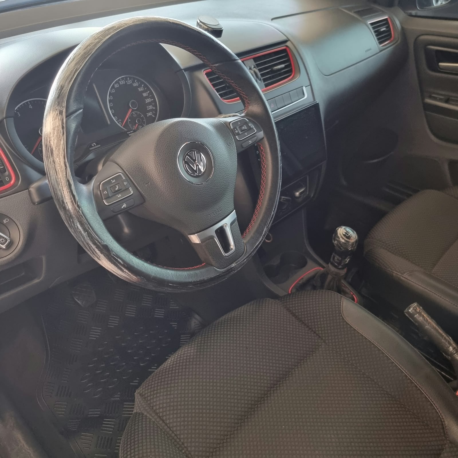 VOLKSWAGEN FOX 1.6 ROCK IN RIO - Image 7