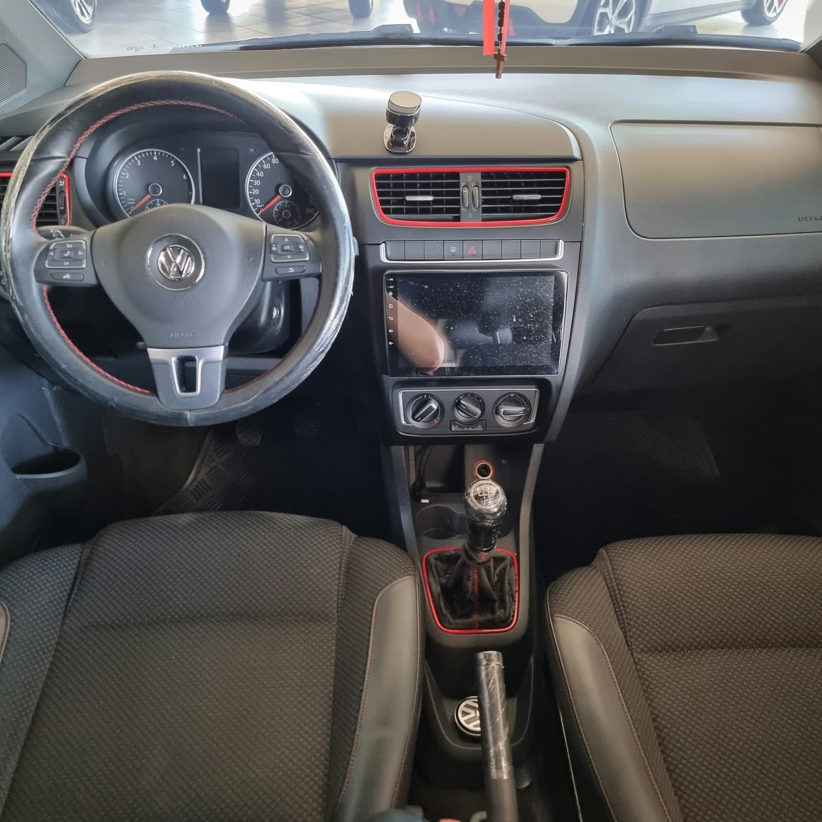 VOLKSWAGEN FOX 1.6 ROCK IN RIO - Image 9